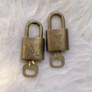 Vintage Louie Vuitton Padlock 🔐